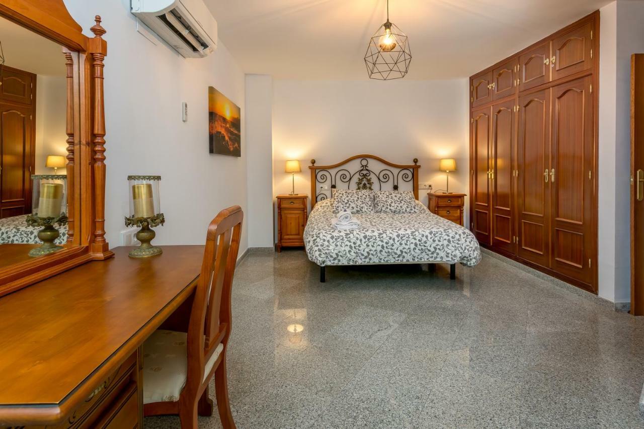Sf Carihuela Luxury Suite 토레몰리노스 외부 사진
